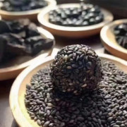 Nourishing Hair Ball